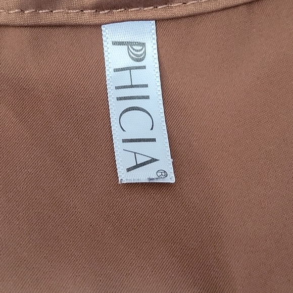 Phicia | 14th And Union | Express Ladies Lot Of 3 Sleeveless Blouse Tank & Cami - Picture 4 of 15